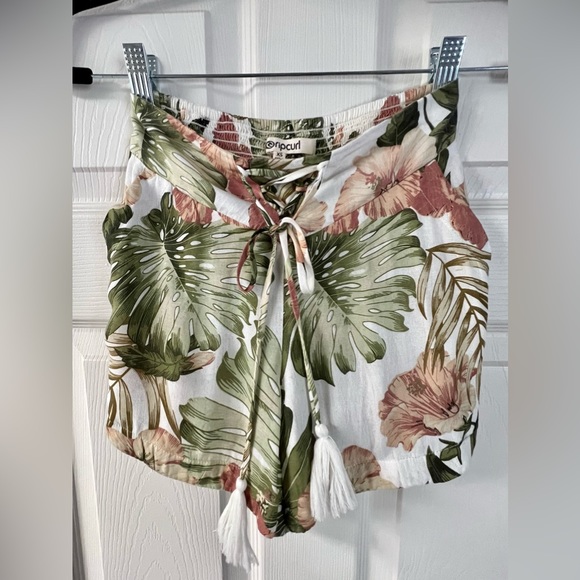 🌊Rip Curl Hanalei Bay Short🌺 - Picture 4 of 16